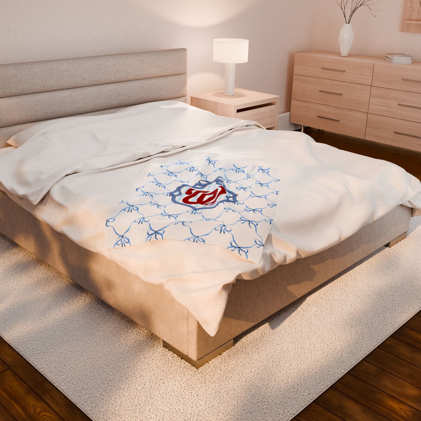 (W) West Colts - Cozy Velveteen Plush Blanket for Home Decor, Ideal Gift for Holidays, Soft Throw Blanket, Warm Family Gatherings, Beautiful Bow Design