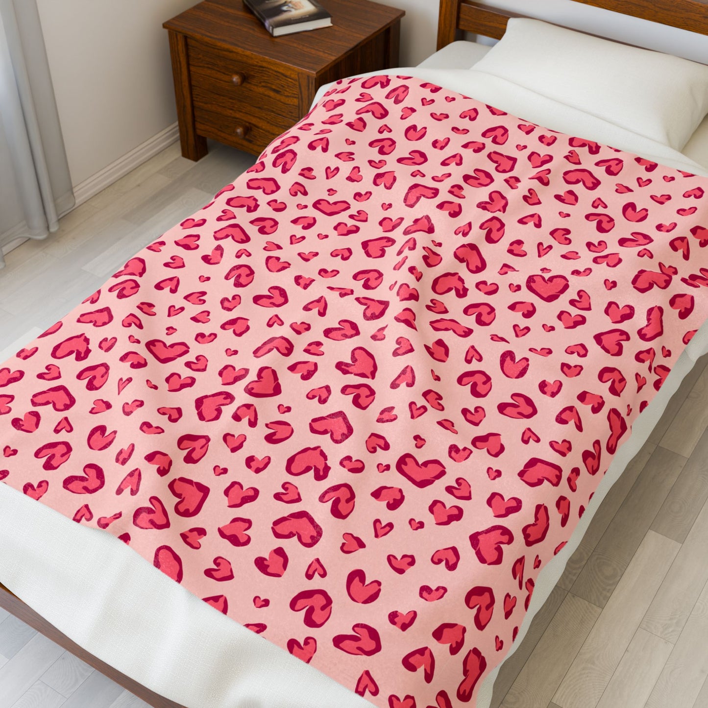 Velveteen Plush Blanket — Pink Heart Cheetah Print Cozy Throw