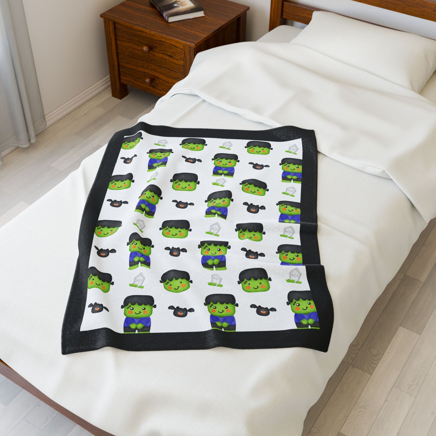 Halloween; Frankenstein & Bats Blanket