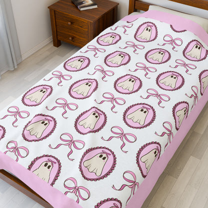 Halloween; Ghost and Bow Blanket