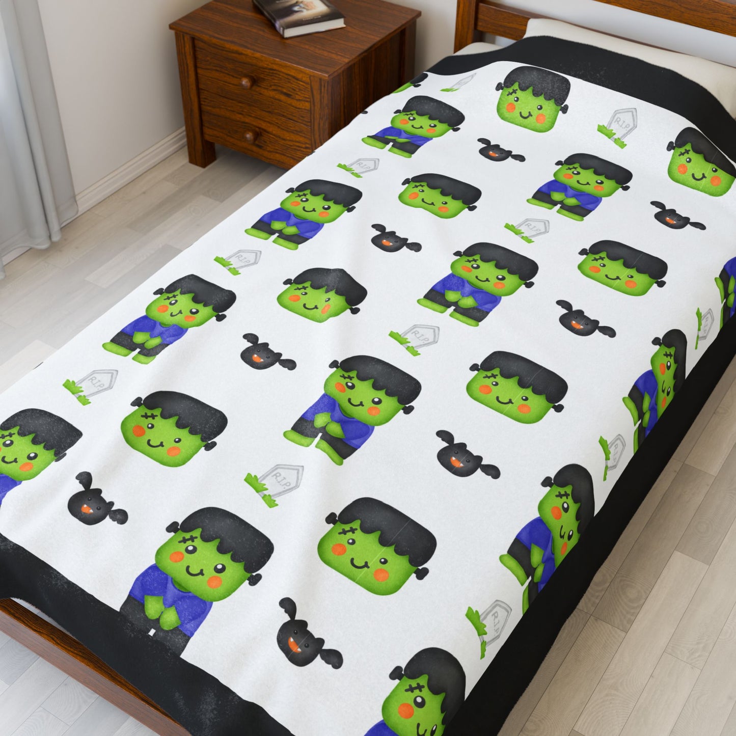 Halloween; Frankenstein & Bats Blanket