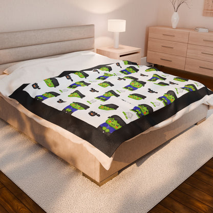 Halloween; Frankenstein & Bats Blanket