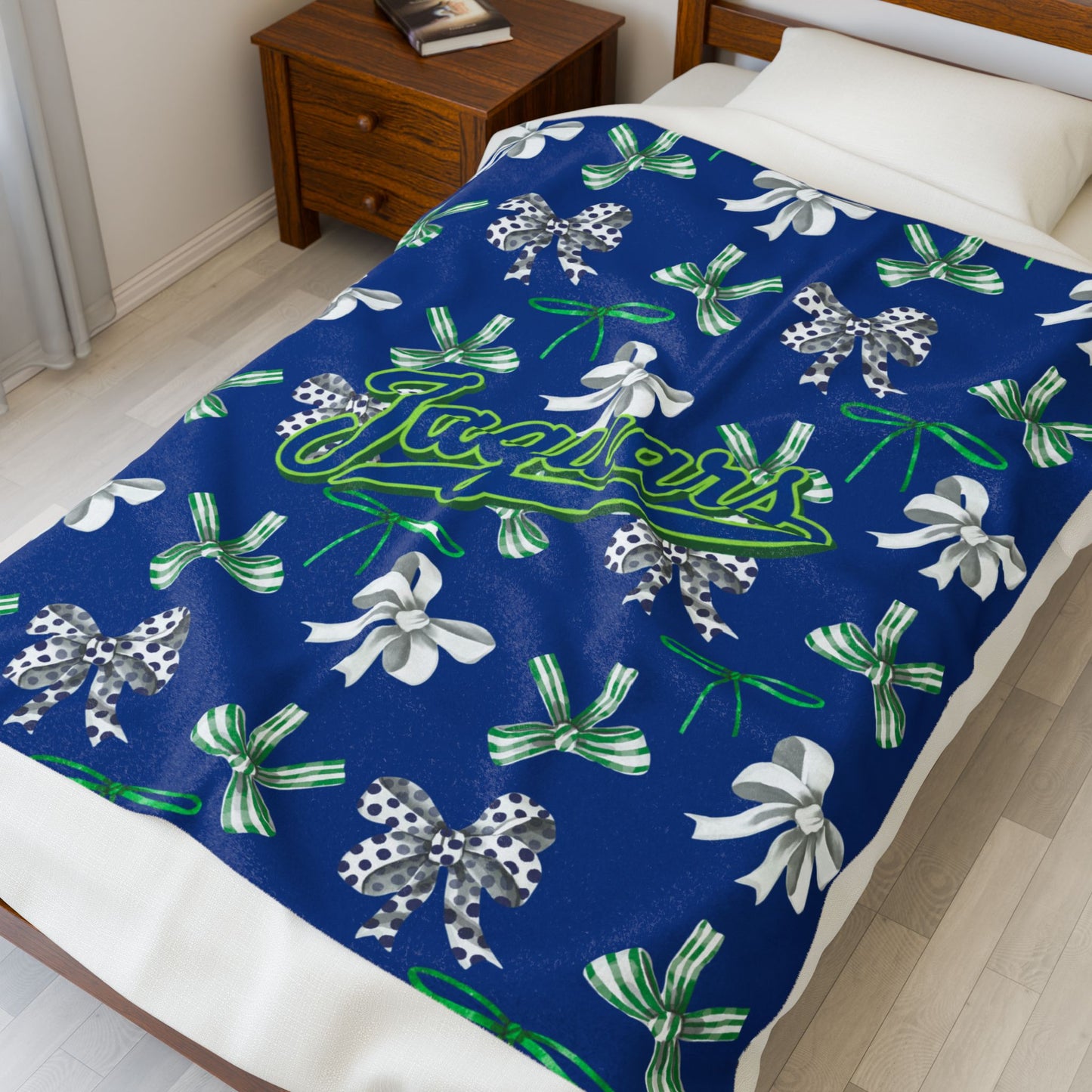 East Jessamine Jaguars - Green, White, and Blue Polka Dot Coquette Bow; Plush Blanket