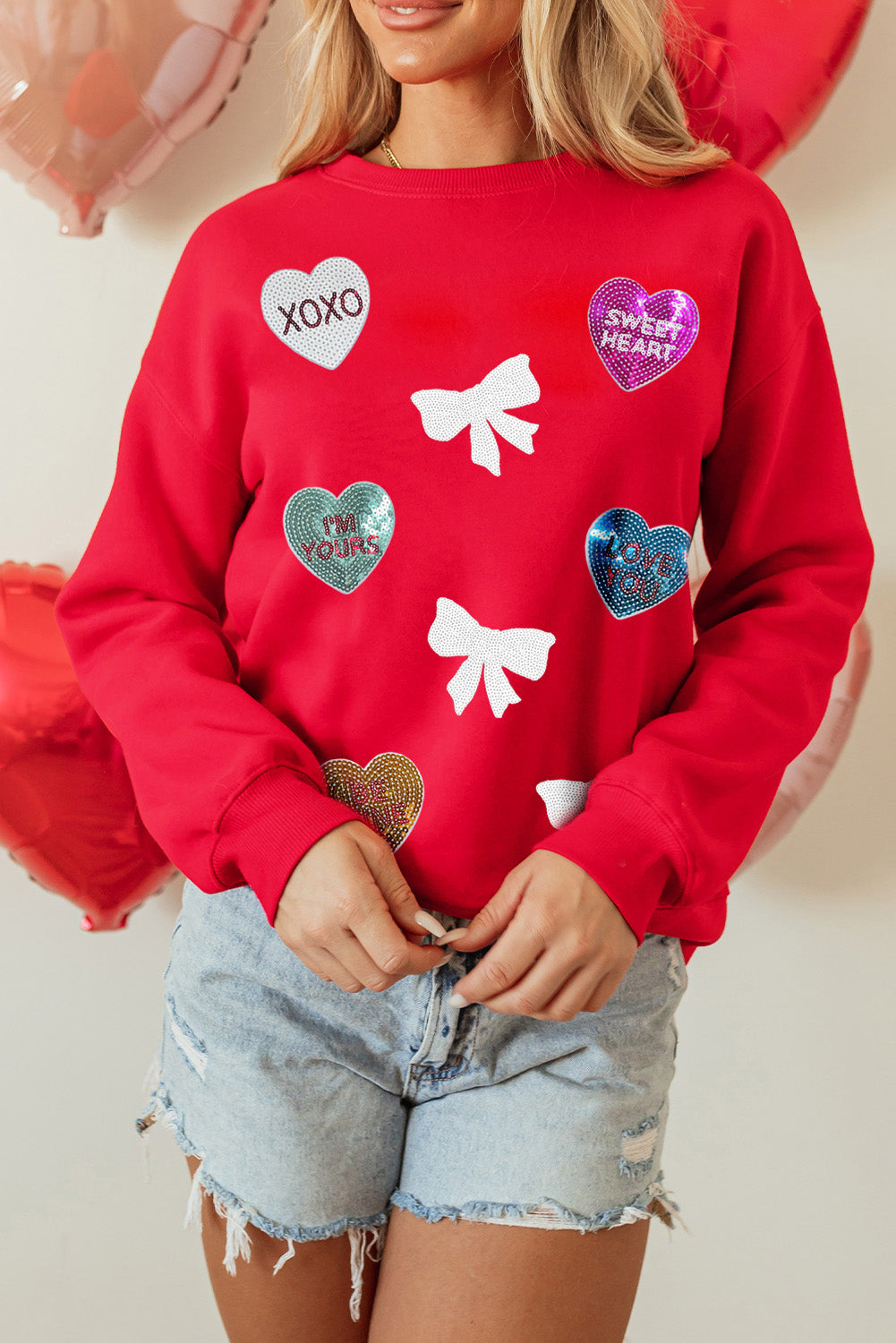 Red Valentines Sequin Bow Heart Patched Pattern Pullover Sweatshirt