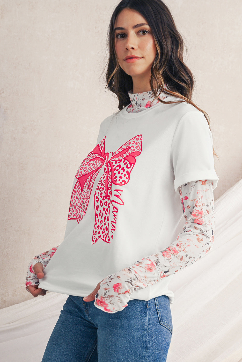 White Leopard Bowknot Graphic Crew Neck Tee
